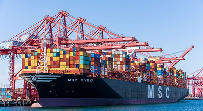 TTI établit un record nord-américain pour le volume de conteneurs le plus élevé traité sur un seul navire