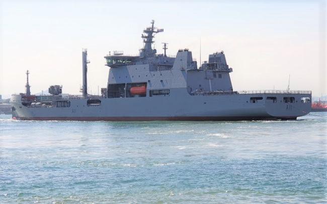 Un navire de soutien logistique de la classe polaire de la marine néo-zélandaise a été signé à Hyundai Heavy