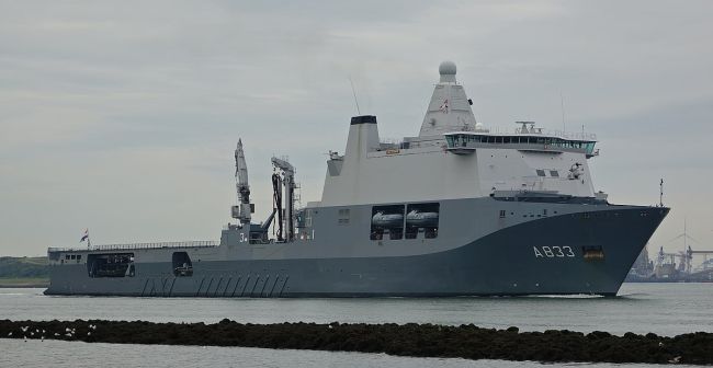 HNLMS Karel Doorman - Marine royale néerlandaise