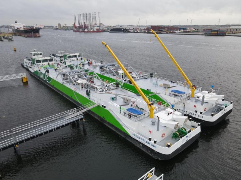 La barge de soutage de GNL FlexFueler002 livrée aux propriétaires pour commencer à desservir le port et la région d'Anvers pour une expédition plus propre