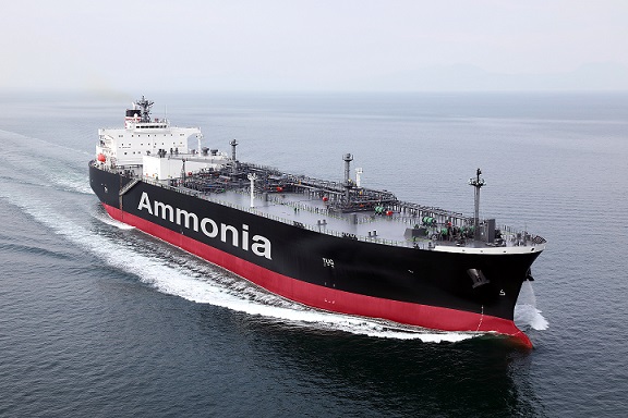 Transporteur de gaz ammoniac alimenté à l'ammoniac;