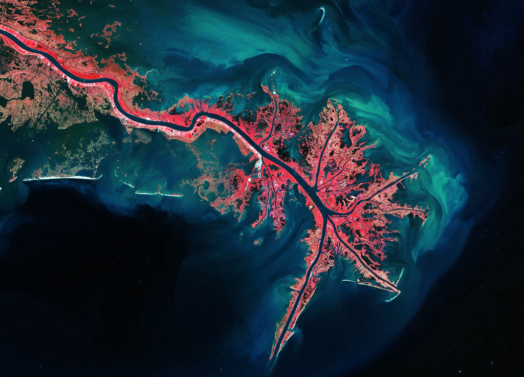 Image montrant le delta du fleuve Mississipi.  La puissance osmotique est extraite de la différence de concentration de sel lorsque l'eau douce du fleuve rencontre l'eau de mer, ce qui se produit naturellement dans les deltas des rivières.  (Gracieuseté de Sweetch Energy / Image de l'Agence spatiale européenne)