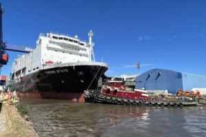 Philly Shipyard markerar milstolpar i konstruktionen av ett nytt träningsfartyg