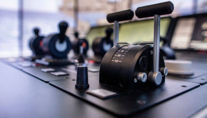 Installations marines et maritimes