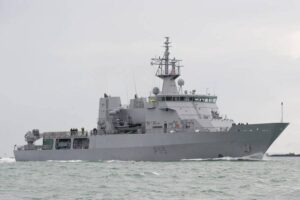 Το Ναυτικό της Νέας Ζηλανδίας επιβραδύνει τα πλοία καθώς πλησιάζει η εργατική κρίση
